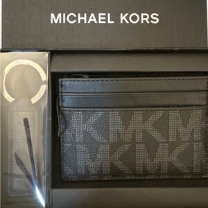NWT MK CARDHOLDER+ keychain